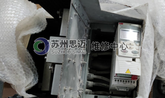 ABB 变频器+驱动器 ACS355-03E-05A6-4维修.png